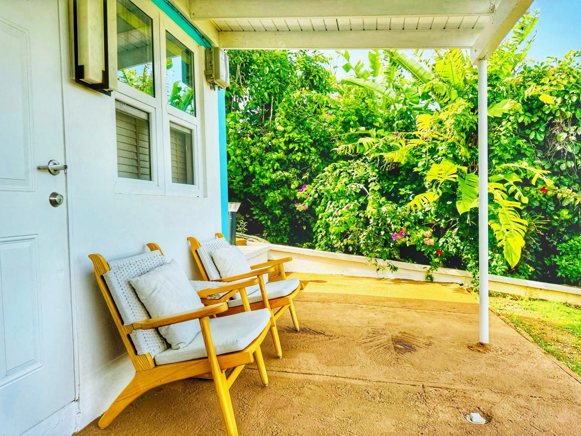 Blue Whale Villa Calibishie Buitenkant foto